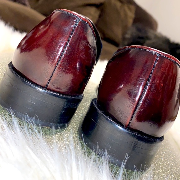 Shoes - Picture 2 of 5